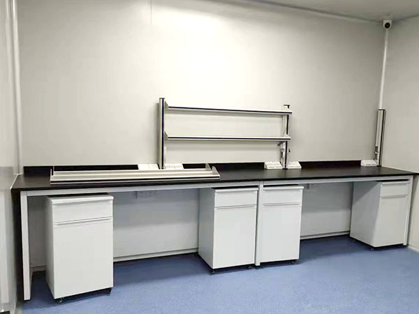 全鋼實(shí)驗(yàn)臺(tái)帶輪子 全鋼實(shí)驗(yàn)臺(tái)帶輪子